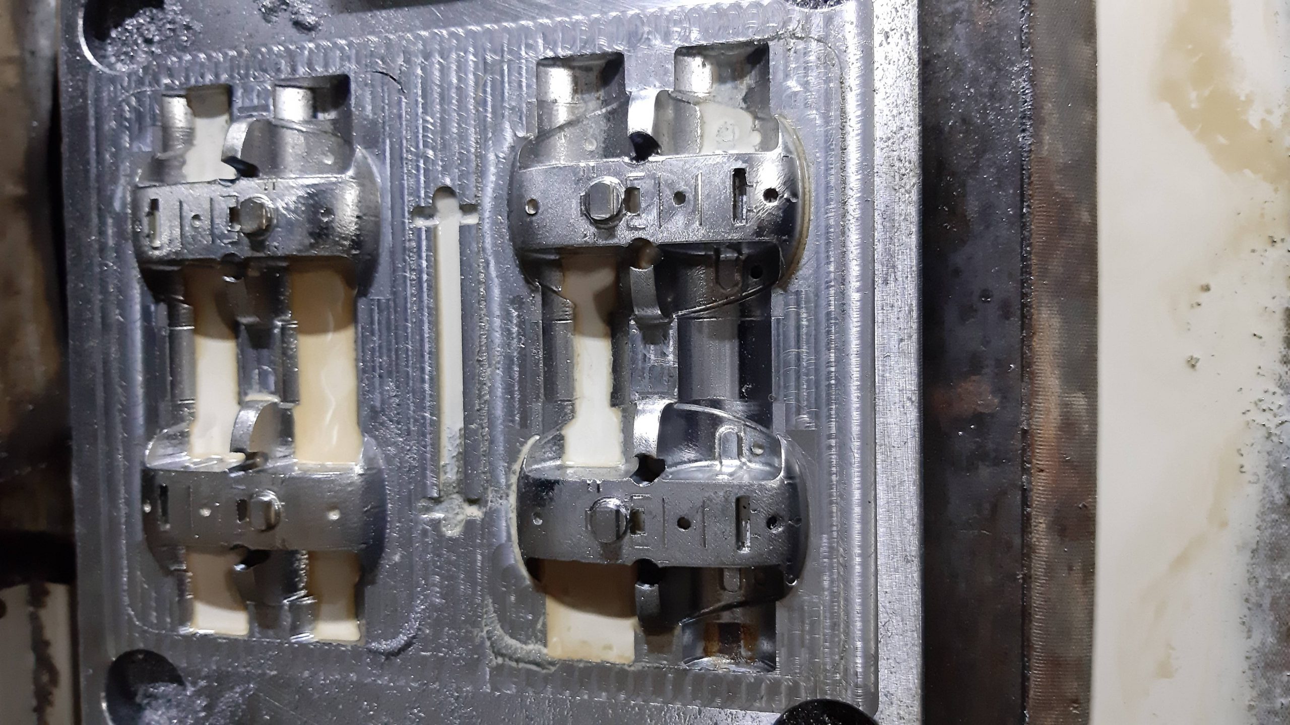 خدمات cnc در تهران