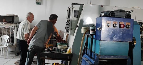 بازدید آ آهنگری